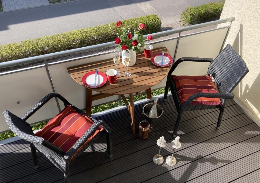 Wohnung 9 Meer-Ruhe Im Haus Stranddistel Komfortable Ferienwohnung Im 1 Og Fuer 4 Personen In Zingst Exteriér fotografie