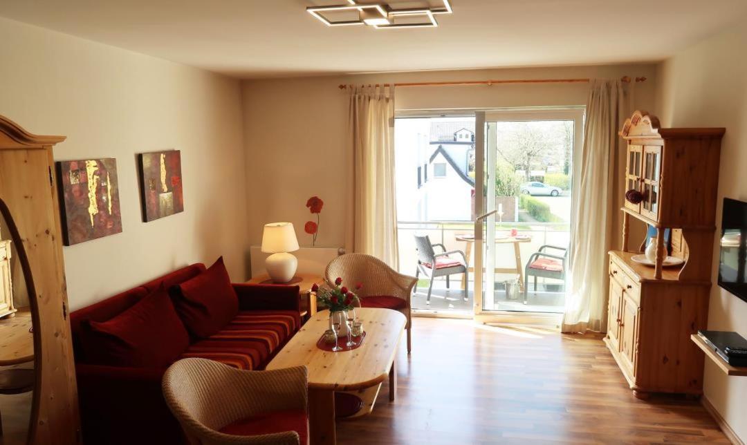 Wohnung 9 Meer-Ruhe Im Haus Stranddistel Komfortable Ferienwohnung Im 1 Og Fuer 4 Personen In Zingst Exteriér fotografie